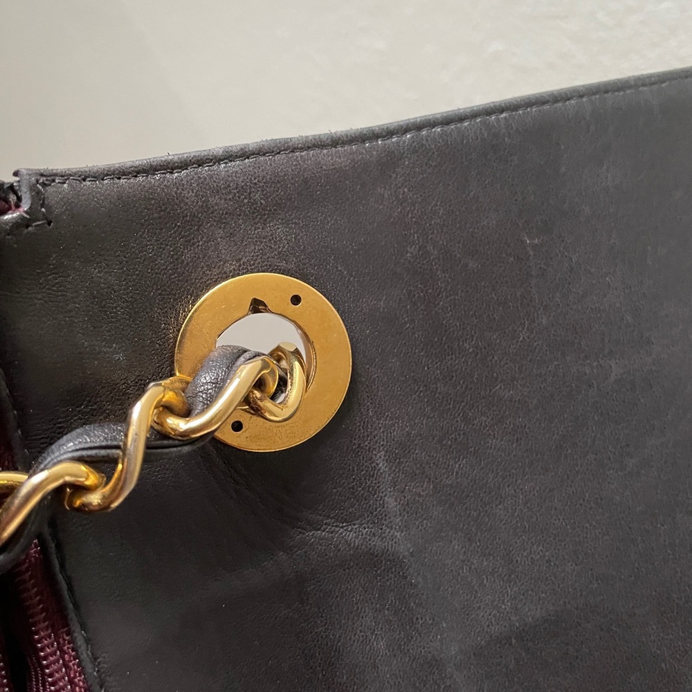 ❌SOLD❌ Vintage Chanel XL Coco Turnlock Jumbo Square w 24K GHW ❤️❤️❤️ - Picture 5 of 10